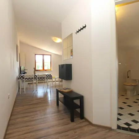 Goga 1429 Apartment *